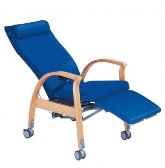 Ruhesessel und Pflegestuhl RELAX mit Rollen von Greiner 